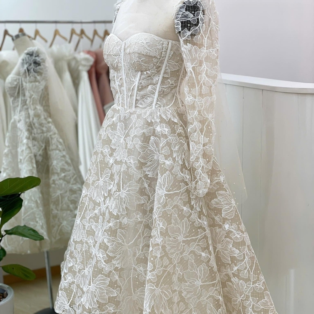 Elegant Lace Wedding Dress